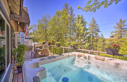 Cedar Glen House | Chic Lake House with Furnished Deck and Hot Tub!