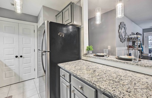 Meadowbrook Condo | Chic Meadowbrook Condo ~ 12 Mi to Birmingham!