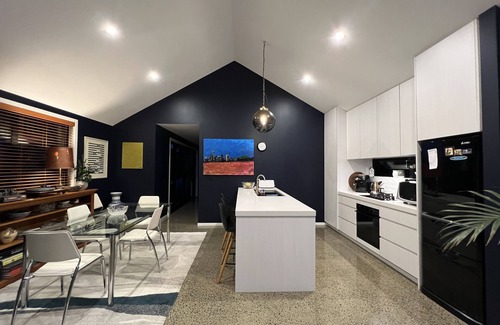 Hobsonville House | Chic, modern designer oasis on city fringe with large spa pool. Great kitchen!
