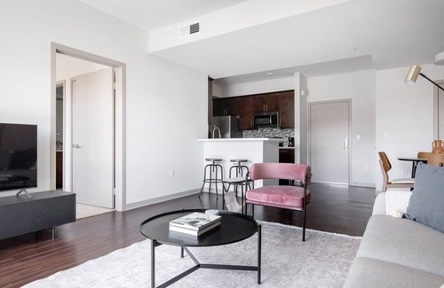 NoHo Arts District Apartment | Chic North Hollywood 2BR w/Gym & Pool, nr Westfield Mall, by Blueground