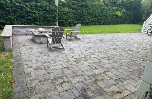 Jericho Apartment | Chic Private 1BR Suite/Walk to Shops