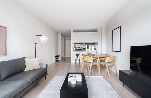 Upper East Side Apartment | Chic UES 2BR w/W/D, Gym & Health Club, nr Cooper Hewitt, by Blueground