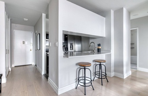 Upper East Side Apartment | Chic UES 2BR w/W/D, Gym & Health Club, nr Cooper Hewitt, by Blueground
