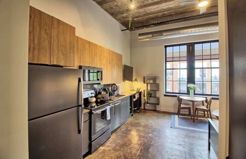 Midtown House | Chic Ultramodern Studio Loft w/Designer Features