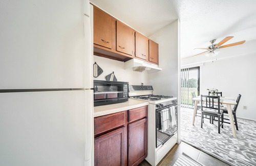 Mentor Apartment | Chic1Bd Apt Ideal for Traveling Professionals!n