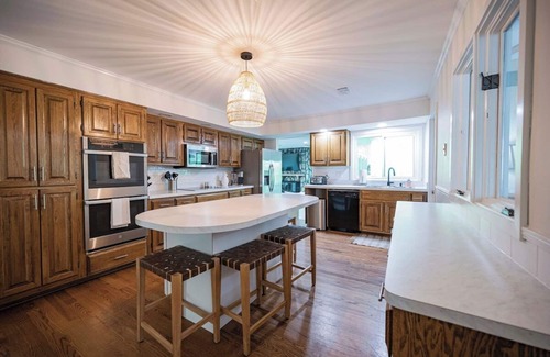 Silver Point House | CHL Chateau-Newly added 4th Full Bath