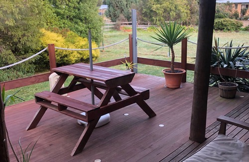 White Beach House | Chloe's Cabin - White Beach