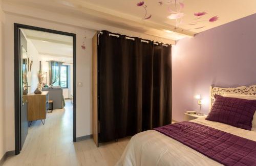 Monein House | Cholena - Domaine Helaku, Monein