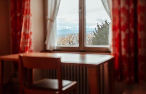 Bettingen Hotel | Chrischona Berg