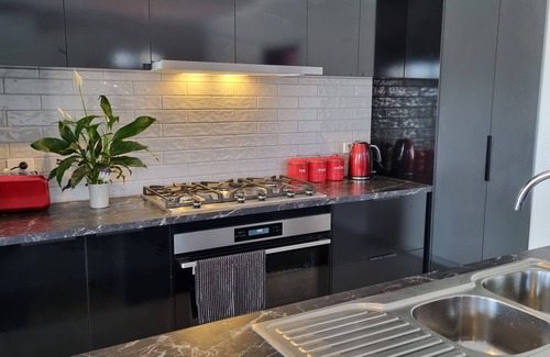 Christie Downs House | Christies Cove Family Home with heated Spa and Pool for 8 people