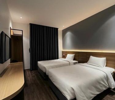 Mong Cai Hotel | Chu Gia hotel - Móng Cái