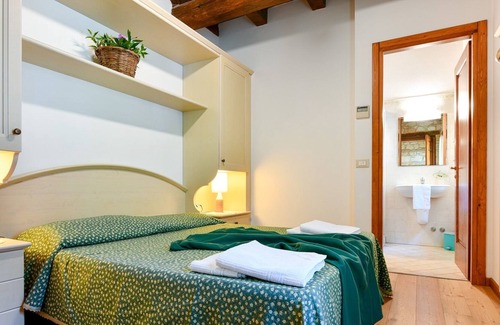 Longare Apartment | Ciliegi apartment with one bedroom and one bathroom on the first floor (apartment 4)
