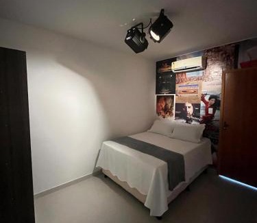 Mangabeira Apartment | Cinema · Luz, Câmera, Flat Temático Cinema C/ar