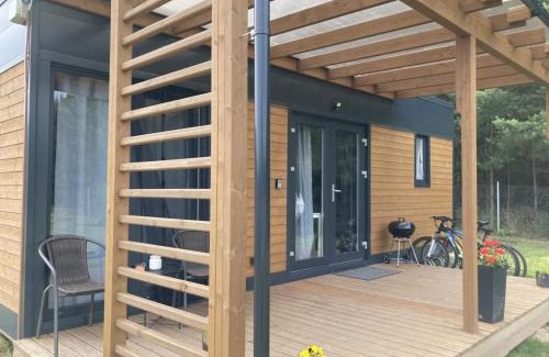 Szeligi Cabin | Cisy Resort-idealny dla gości ze zwierzętami,ogrodzony teren na wyłączność,150 m od jeziora