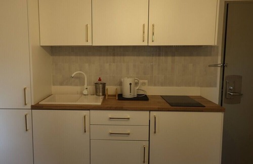 Saint-Germain-les-Corbeil Apartment | Cit'hotel - Appartement Bohème