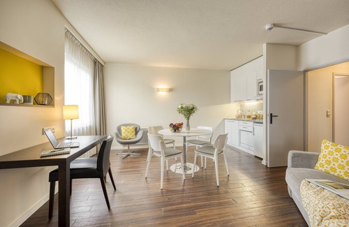 Quartier des Quais - Kaaienwijk Apartment | Citadines Sainte-Catherine Brussels
