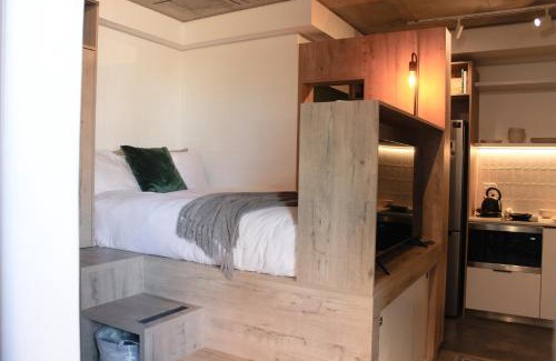 Sea Point Apartment | City Apartment, 100m away from the ocean