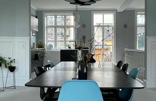 Frederiksberg Apartment | City Apartment in Frederiksberg with 3 bedrooms sleeps 5