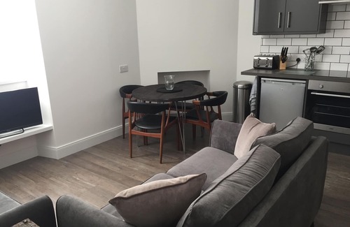 Inverness City Centre Apartment | City Apartment - No.3 May Court