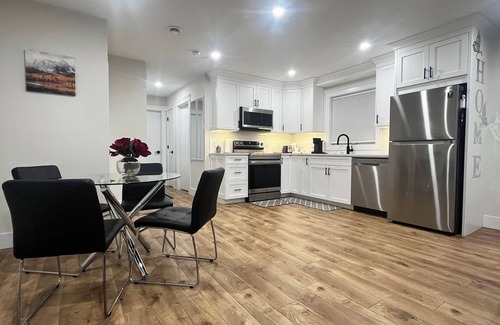 Charlottetown Apartment | City Center Modern Apartment