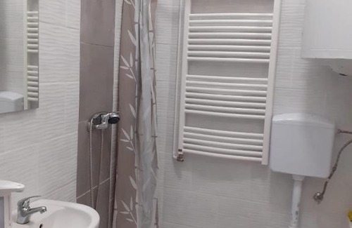 Szombathely Apartment | City Center N4 3 Bedroom Apartment