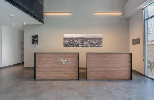 Lagos de Moreno Hotel | City Express by Marriott Lagos de Moreno