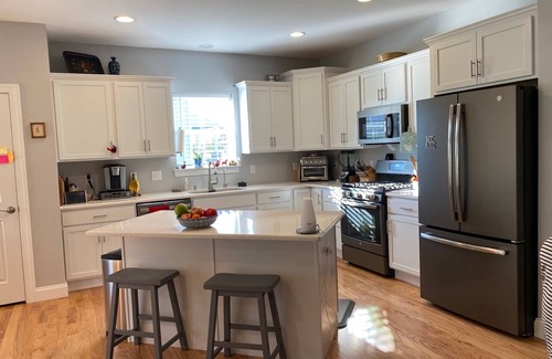 Boalsburg House | Claire's Place: sleeps 8, 3 bedrooms, 2 full baths