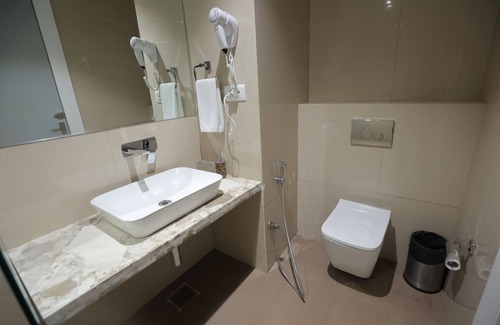 Sanwer Hotel | Clarion Inn Indore