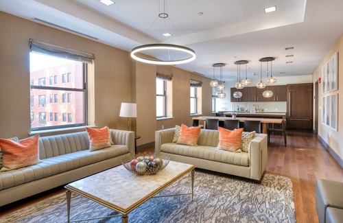 Bay Village Apartment | Classic Back Bay 1BR w/W/D & Gym, 2 blocks to T, by Blueground
