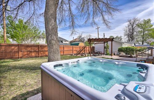Canon City House | Classic Cañon City Getaway - 13 Mi to Royal Gorge!
