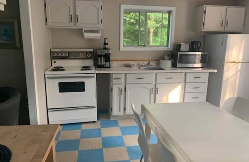 Frontenac Cottage | Classic Cottage Vibe : Old Roots Cottage#2, private, peaceful & within nature