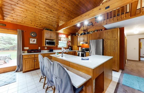 Baraboo House | Classic, dog-friendly home with firepit, great yard & fireplaces
