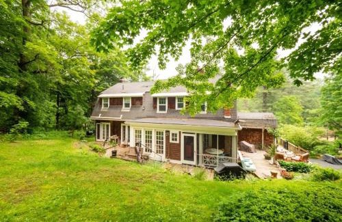 Glendale House | Classic Stockbridge Cottage