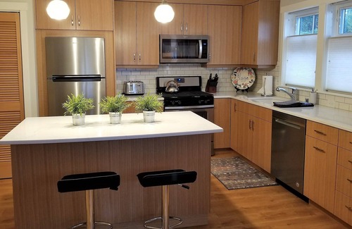 Fairhaven Condo | CLASSY, MODERN FAIRHAVEN CONDO WITH GARAGE & EVSE. JUST STEPS TO EVERYTHING!
