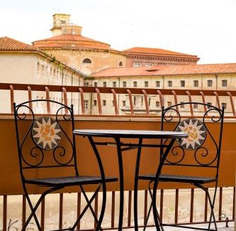 Sassari Apartment | CLavi Apartament