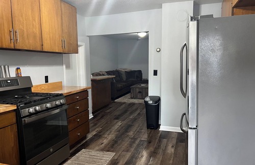 La Crosse Apartment | Clean and cozy in the heart of La Crosse