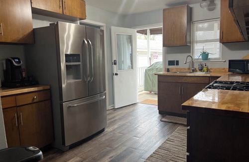 La Crosse Apartment | Clean and cozy in the heart of La Crosse