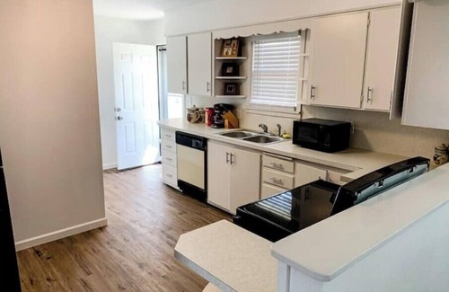 Lubbock House | ★Clean&Fresh★3BR/2BA★Near TTU/UMC/Central LBK/DTWN