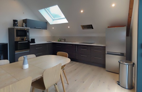 Sainte-Helene-du-Lac House | Clear, spacious and cozy cottage with views of the Chartreuse Massif