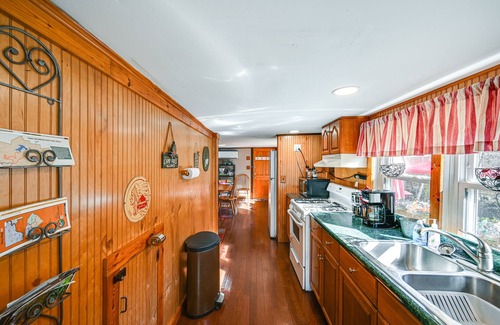 Cleveland Cabin | Cleveland Home w/South Saluda Fishing Access