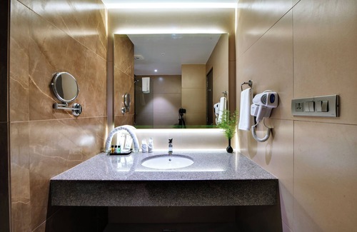 Rau Hotel | Click Hotel Pithampur