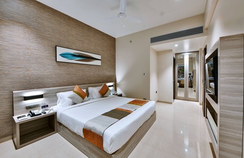 Rau Hotel | Click Hotel Pithampur