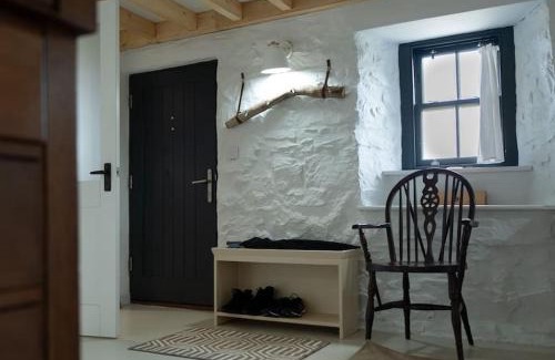 Trefin House | Cliff-top Cottage on Coast Path w/Panoramic Views