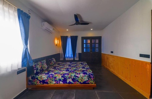 Anekal Villa | Cliff362 - Luxurious shipping container villa