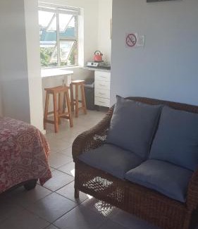 Seaview Apartment | Clivia Cove
