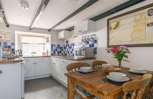 Port Isaac Cottage | CLOAM COTTAGE, pet friendly in Port Isaac