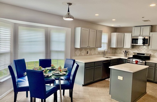 Hillcrest Heights House | Close to DC excellent location