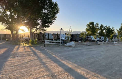 Olancha RV Rental | Close to Death Valley RV Camping Rest Spot #8 at Olancha Lake