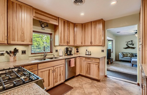 Fort Collins House | Close to Old Town & Many Wedding Venues RV's & Pets ok Approval #20-ZONE2799