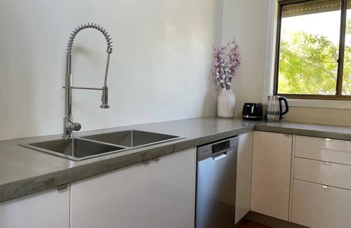 Moolap House | Close to the Coast & Bellarine Peninsula
